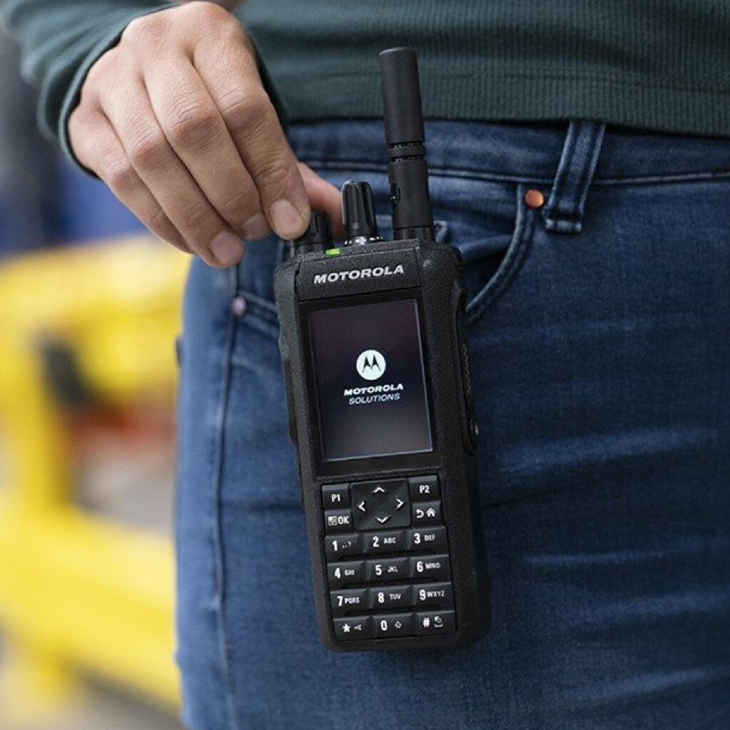 MOTOTRBO™ R7 IS A DIGITAL PORTABLE TWO-WAY RADIO THAT OFFERS GAME-CHANGING AUDIO CAPABILITIES IN A RUGGED, FUTURE-READY DEVICE.